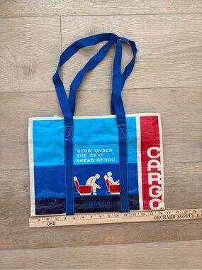 Blue Q Blue Graphic Kids Zipper Tote with Red Accent